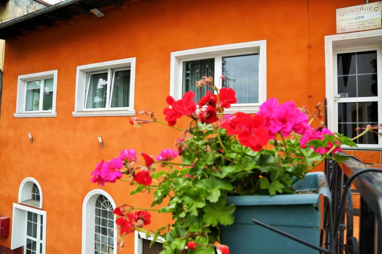 Aparthotel Gosciniec Glucholazy Zdroj Exterior foto
