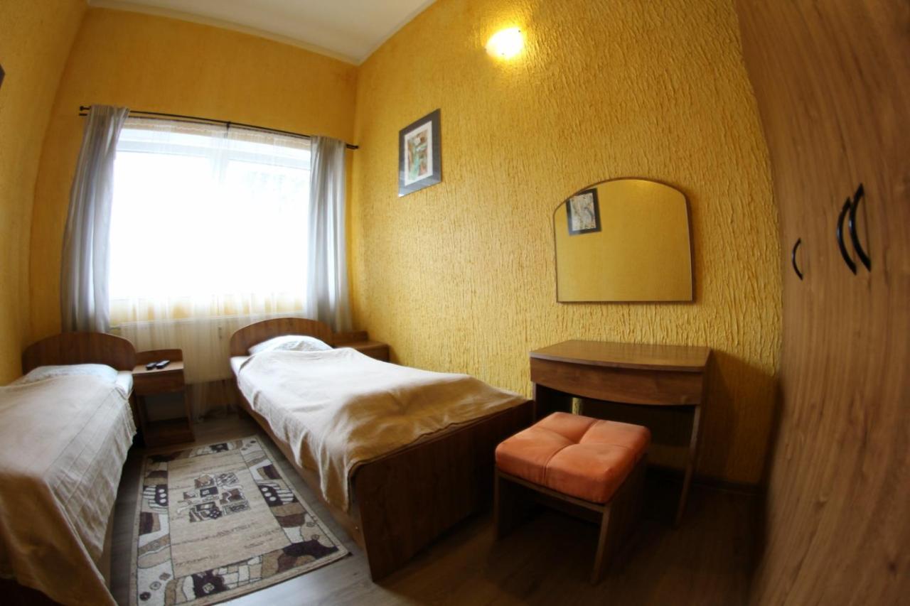 Aparthotel Gosciniec Glucholazy Zdroj Exterior foto